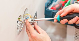 Электромонтажные работы Грозный цена 473 руб Электрика под ключ
